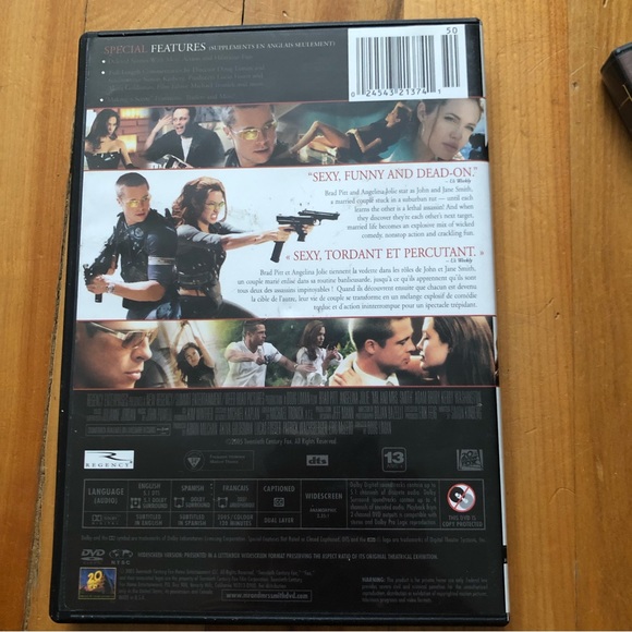 Brad Pitt 2 Movies Mr/Mrs Smith and Troy - Picture 2 of 3